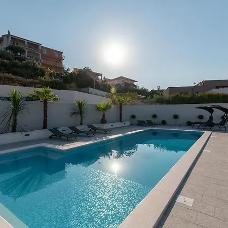Apartment Vrania