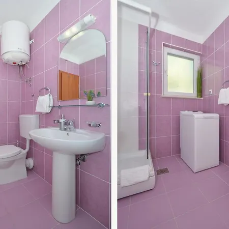 Apartment Vrania