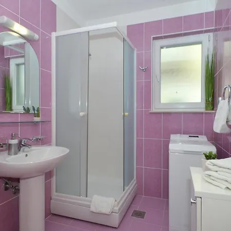 Vrania Apartment Seget Vranjica