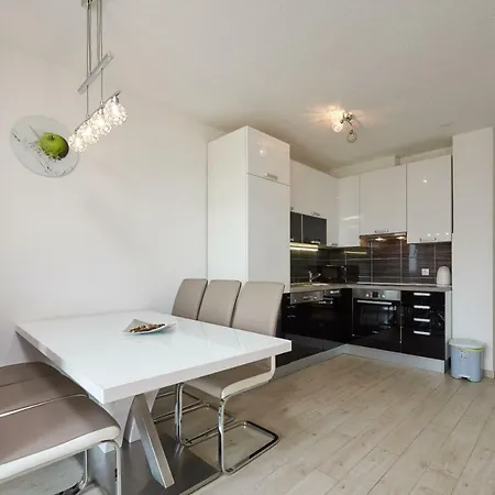 Vrania Apartment