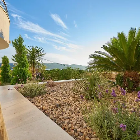 Vrania 公寓 希杰·弗朗吉卡