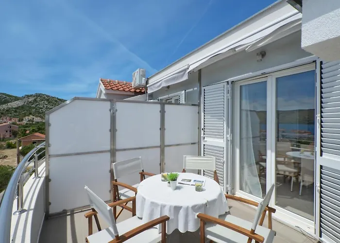 Daire Vrania Seget Vranjica