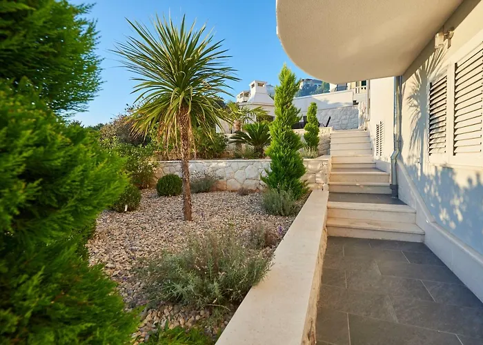 Daire Vrania Seget Vranjica