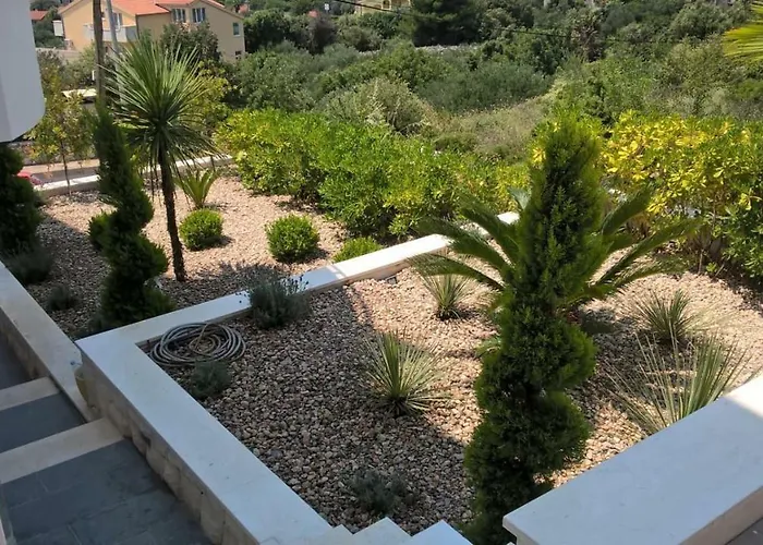 Daire Vrania Seget Vranjica