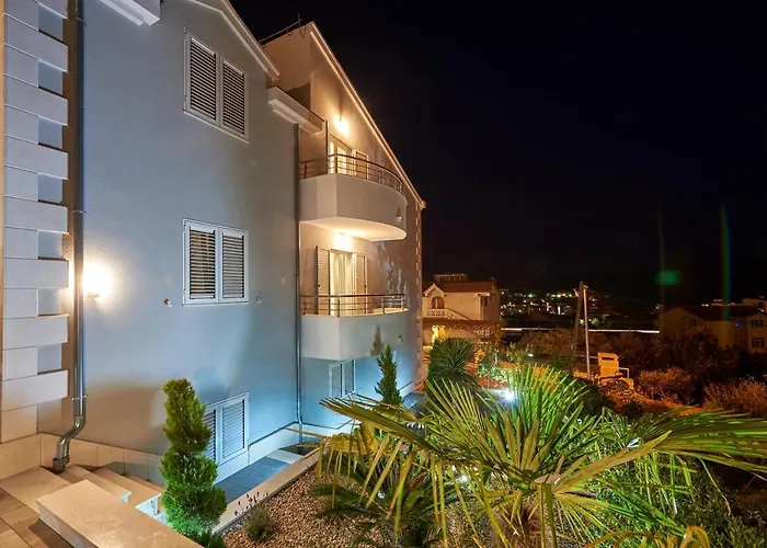 Daire Vrania Seget Vranjica